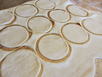 Empanadillas de chorizo (Емпанадиляс с чоризо) — стъпка 2