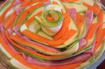Киш с моркови, тиквички и картофи — стъпка 2