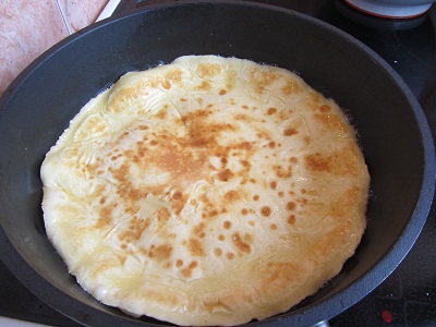 Кайзершмаррн (Kaiserschmarrn) или Австрийски Императорски палачинки — стъпка 1