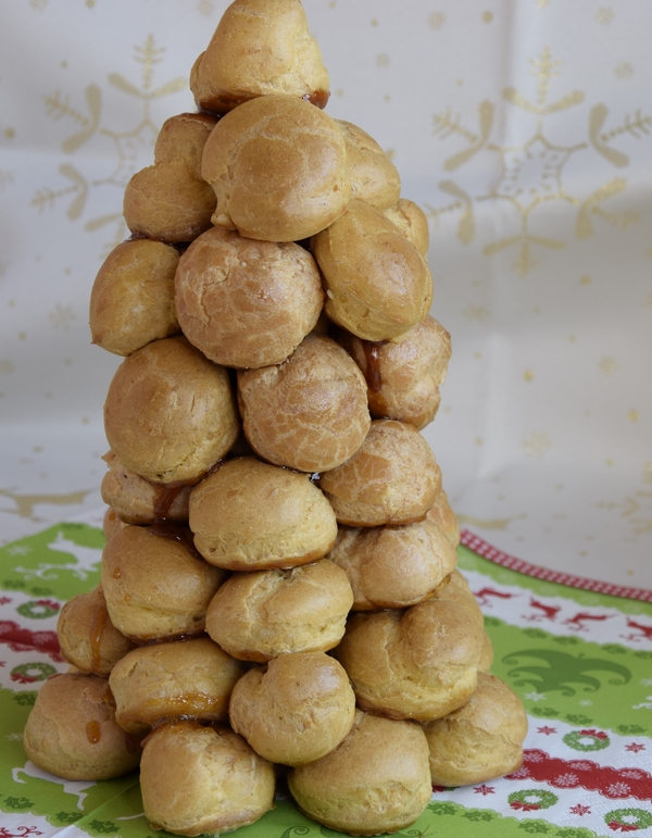 Шоколадов крокембуш (Croquembouche) - как да направим кула от еклери — стъпка 7