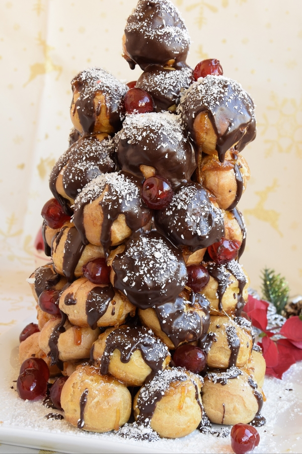 Шоколадов крокембуш (Croquembouche) - как да направим кула от еклери — стъпка 1