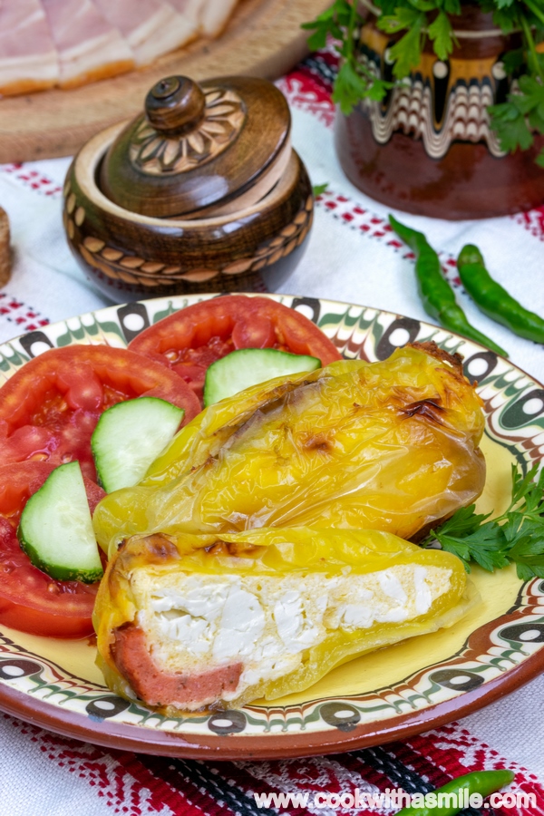Пълнени чушки с яйца и сирене на фурна — стъпка 6