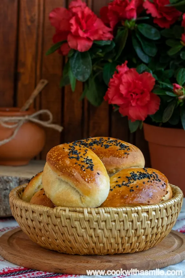 Турски поачи със сирене